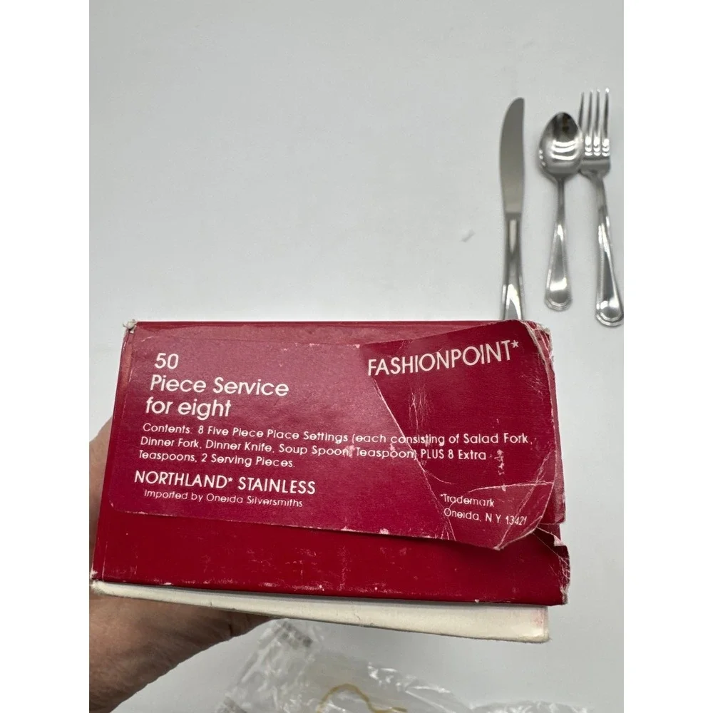 Northland Fashion Point Stainless 50 pc Set of 8&8‎ bonus teaspoons & 2 serving